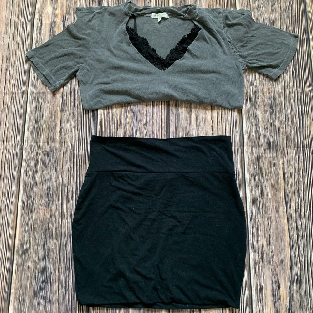 UO Truly Madly Deeply Gray Choker V-Neck